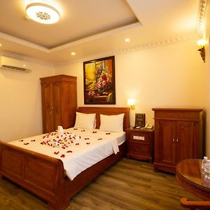 Deluxe Double or Twin Room City View